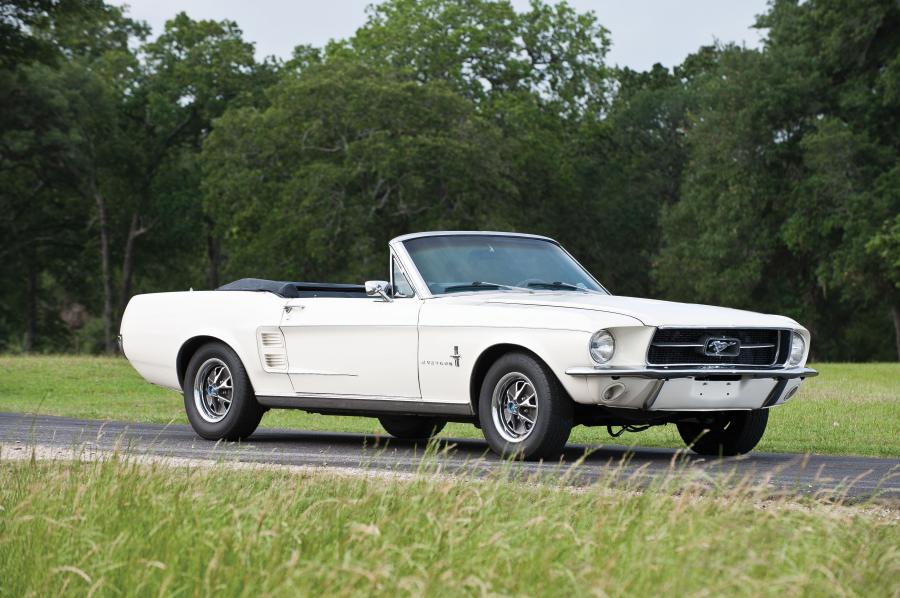  Ford Mustang Convertible 1967 года  (фото 38 из 44)